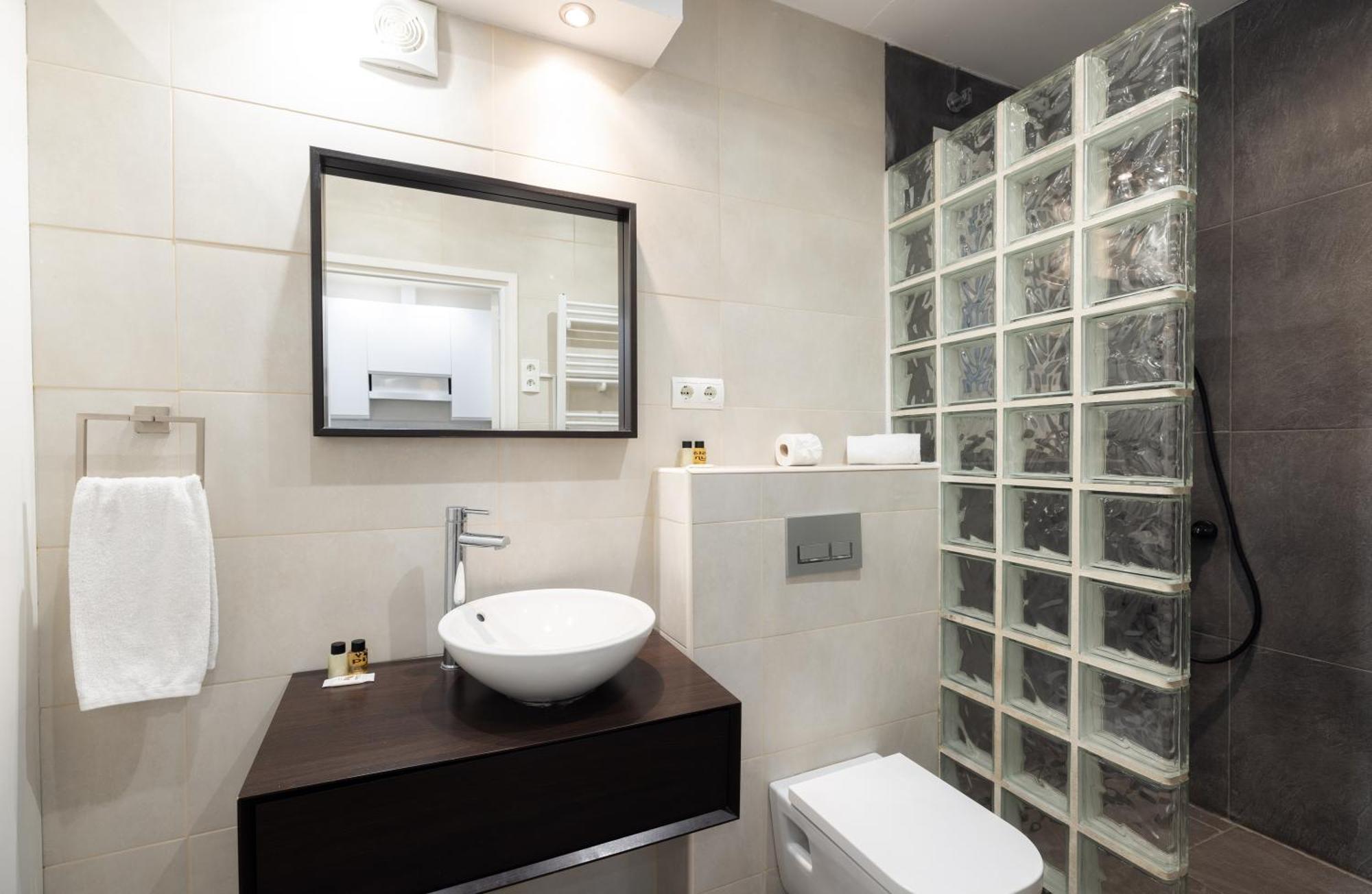 Stay U-Nique Apartments Radas Barcelona Eksteriør bilde